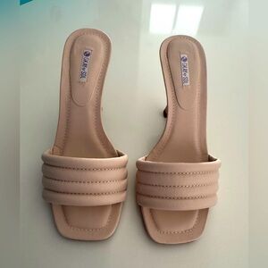 Neutral cushioned stiletto heels